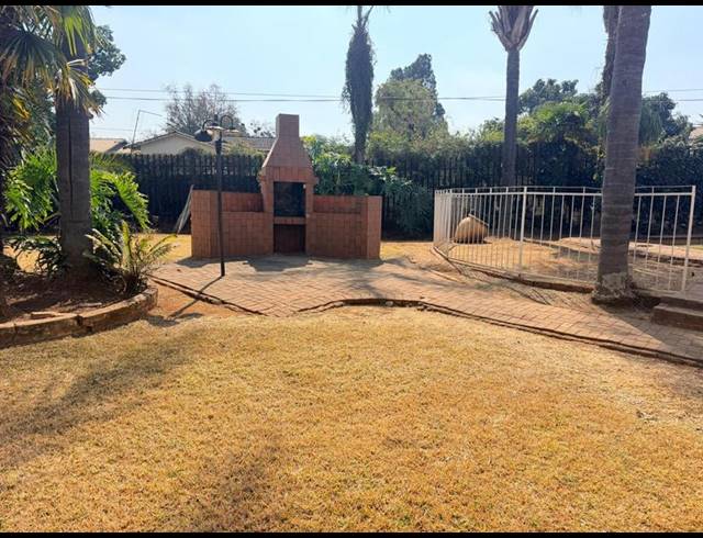 5 BEDROOM HOUSE FOR SALE IN ERASMIA